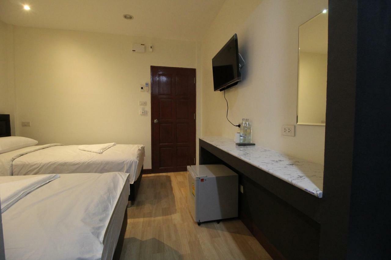 Hostal Chaiwat *